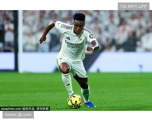 瓦伦西亚主场取胜稳固中游 伤病潮下年轻球员获得机会 瓦伦西亚主场取胜稳固中游 伤病潮下年轻球员获得机会