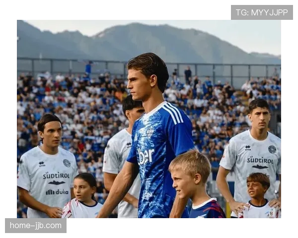 尼科帕斯科莫闪耀获阿根廷征召 皇马回购条款下的中场新核 尼科帕斯科莫闪耀获阿根廷征召 皇马回购条款下的中场新核